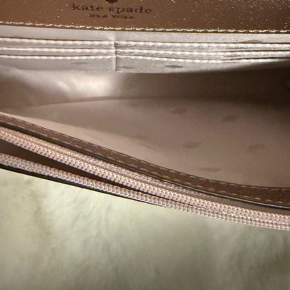 Kate Spade Tinsel Flap Crossbody Bag Rose Gold Glitter ✨ Excellent Condition! - Picture 4 of 6